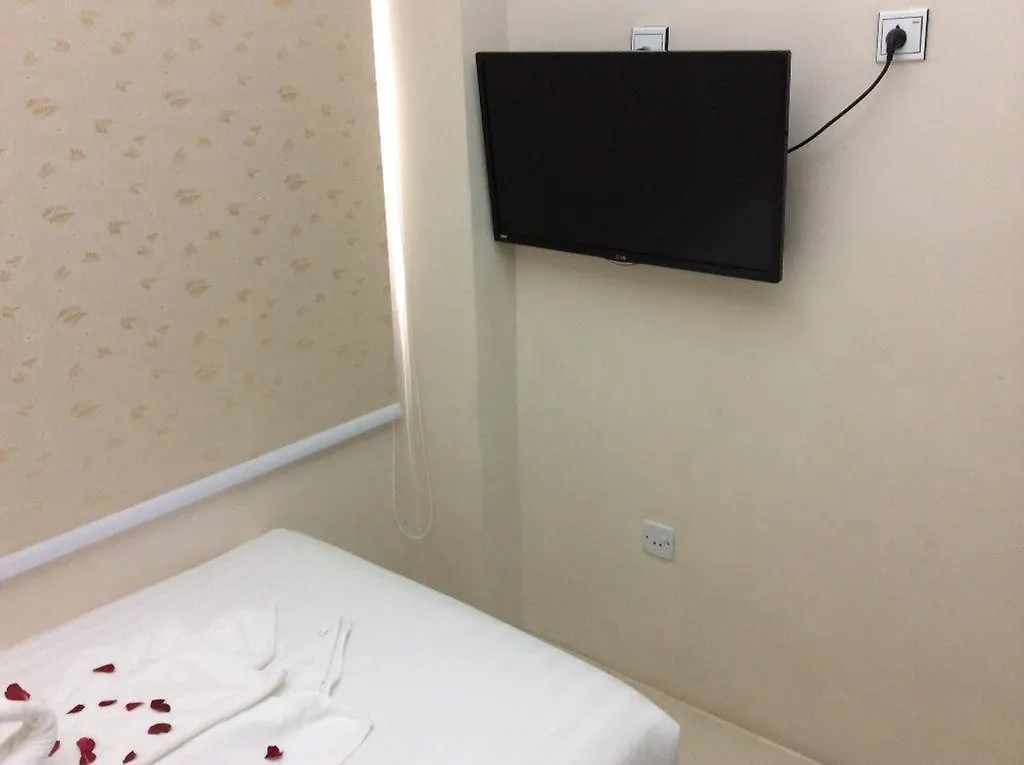 Star Max Hotel Yangon 2*,  Myanmar